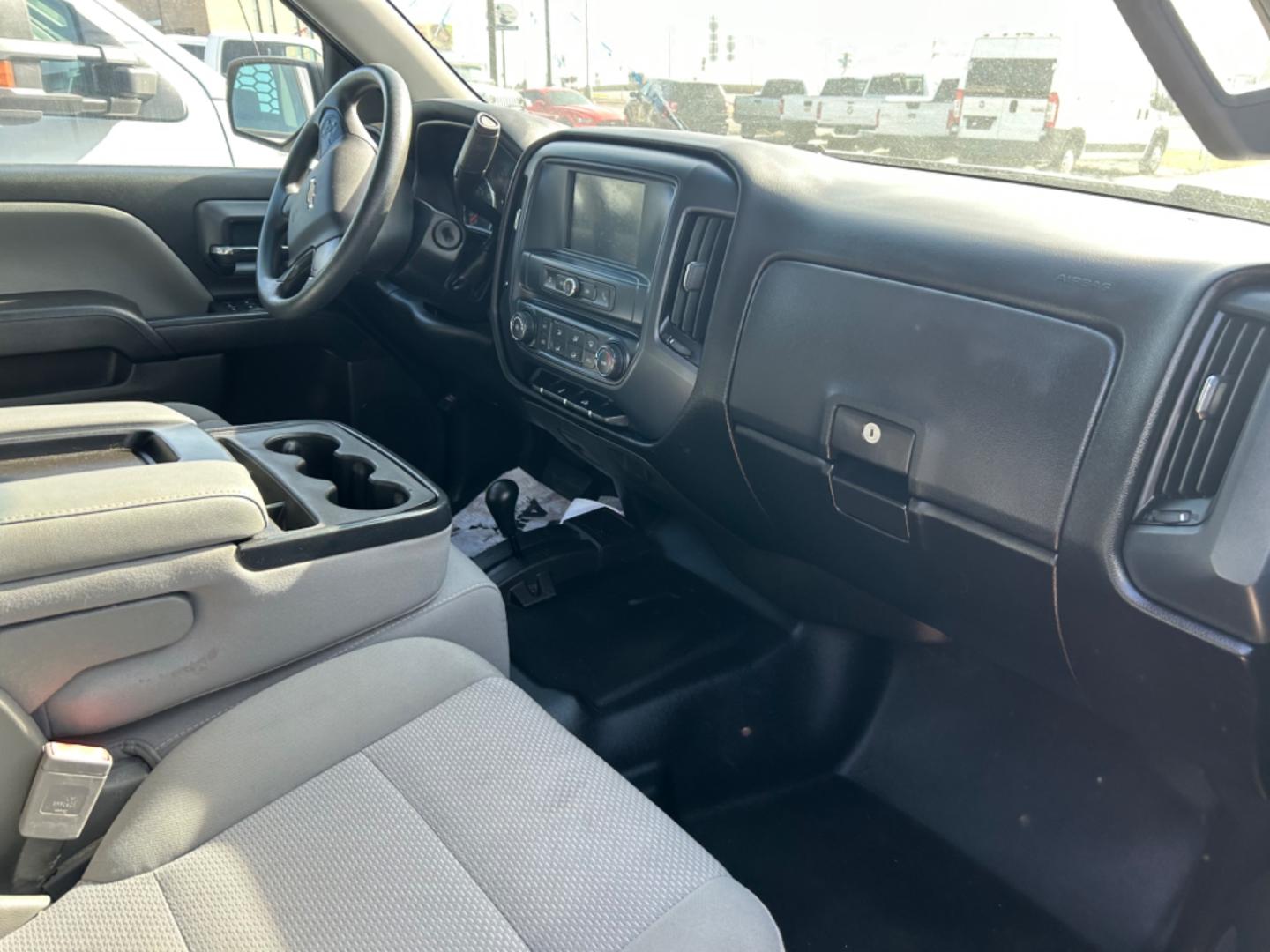 2018 Black Chevrolet Silverado 1500 LS Crew Cab Long Box 4WD (3GCUKNEC6JG) with an 5.3L V8 OHV 16V engine, 6A transmission, located at 1687 Business 35 S, New Braunfels, TX, 78130, (830) 625-7159, 29.655487, -98.051491 - Photo#6